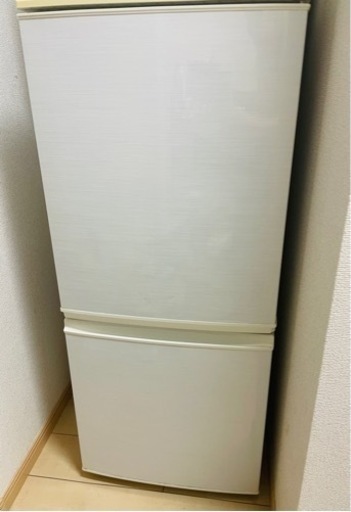 【お取引中　受け渡し者確定済】シャープ SHARP SJ-14X-W [冷蔵庫 (137L)2ドア ホワイト系]
