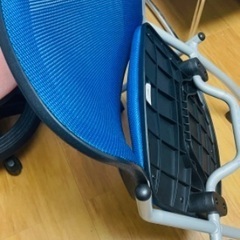 中古の椅子の画像