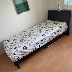 シングルベッド