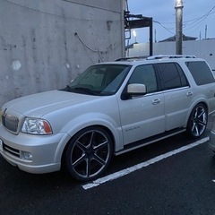 リンカーンナビゲーター後期型の画像
