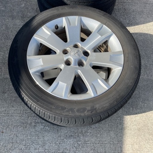 デリカd5 純正ホイール　225/55R18