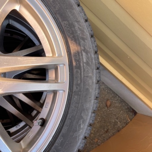 ブリヂストンVRX 215/45R17