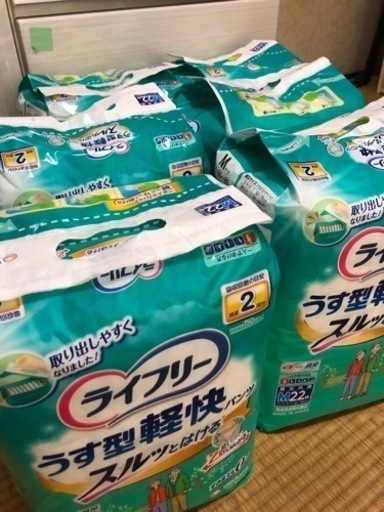 介護オムツ(M/パンツ)6個まとめて出品