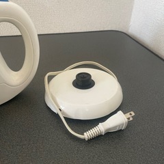 電気ポットの画像