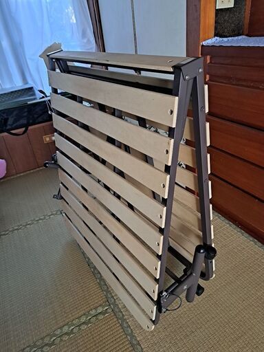 折り畳み式シングルベッド