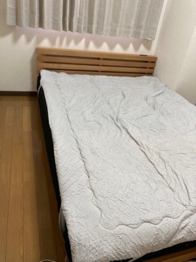 ダブルベッド　おまけ☆シーツ2枚付き