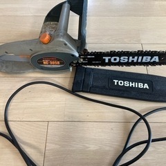 【決まりました】TOSHIBA   電気チェーンソー　HC-30...