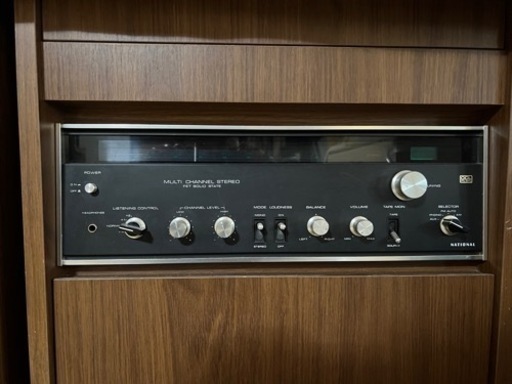 古いナショナルのレコードプレーヤーセット
