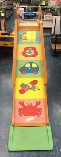 レトロ木製滑り台