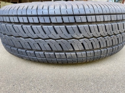 ハイエース　　ファブレス　パンデミックLW8 6.5J-17＋トーヨーH20  215/60r17c