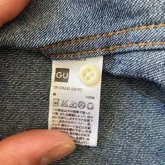 GU  デニムシャツの画像