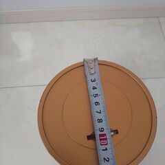 100万円貯金箱の画像