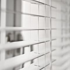 未使用 IKEA ベネチアンブラインド LINDMON 幅100cm 白 木製 ウッド ホワイトの画像