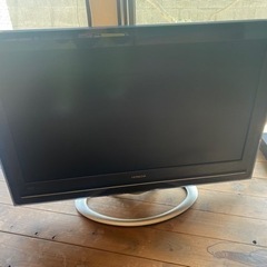 直接受取可能な方　2008年製　日立WOOO液晶テレビ差し上げます。