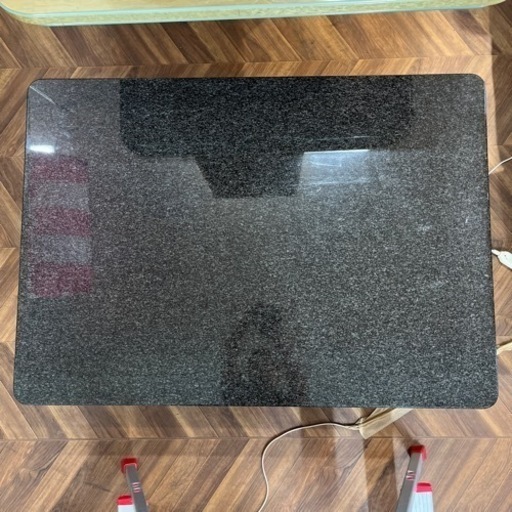 【BY REUSE 霧島国分新町店 出張買取•見積完全無料¥0】大理石テーブル