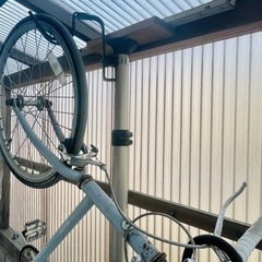 自転車スタンドポールの画像