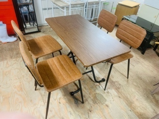 ダイニングテブール