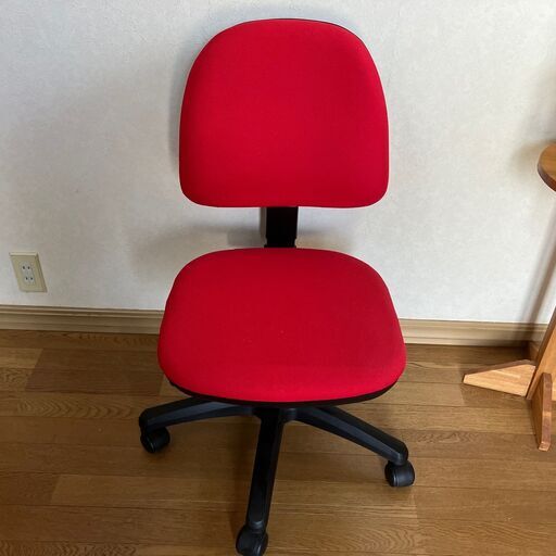 デスクチェア（事務・学習イス）レッド