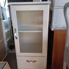 アンティーク調キャビネット