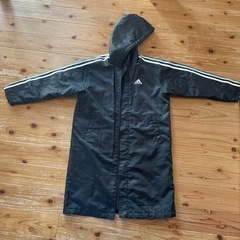 adidasアディダス　ベンチコート　140