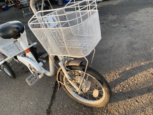 小型三輪車