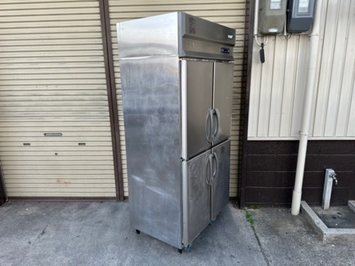 フクシマ　業務用　縦型　冷凍庫2面　冷蔵庫2面　５４８L　店舗　飲食店　URN-092PM6