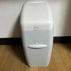 オムツ専用？ゴミ箱