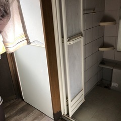 ユニットバス撤去してシャワールームにする作業お願いします。35