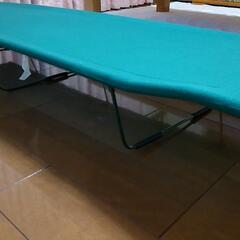 アウトドア用 組立式簡易ベットの画像