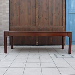 FUJI FURNITURE(冨士ファニチア)よりローズウッド リビングテーブルです。洋室はもちろん和室のセンターテーブルとしても活躍する、シンプルでありながらモダンな印象のローテーブルです♪DD428の画像