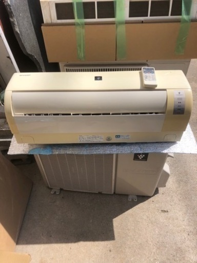 シャープ　エアコン