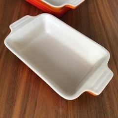 【ル・クルーゼ】グラタン皿(赤×オレンジ)の画像
