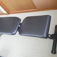 可変式ダンベル 20kgの 2個とインクラインベンチのセットを格安でお譲りいたします。の画像