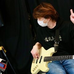 ウクレレベースのレッスン（溝の口/無料体験あり）の画像