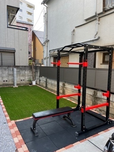泣く泣くの出品。パワーラック　トレーニング台　ジムマット