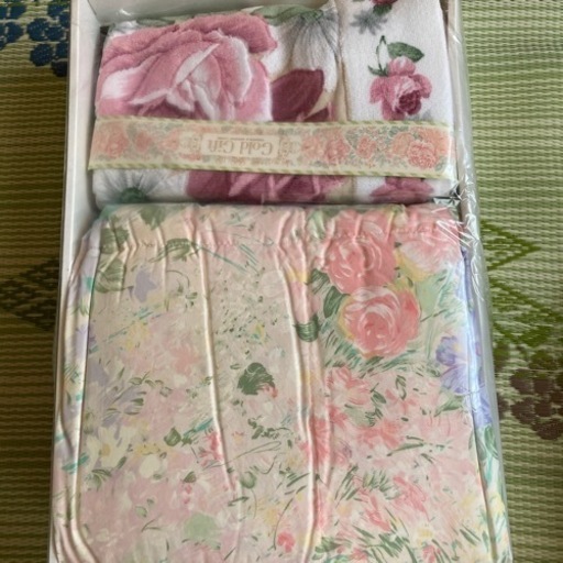 新品未使用　かけ布団とタオルケットのセット