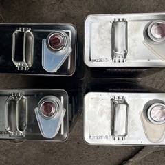 4リットル缶×4缶　未使用エンジンオイルの画像