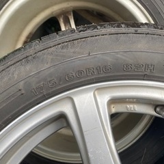 夏タイヤ　175/60R16の画像
