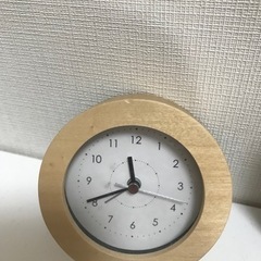 Deco homeで購入した置き時計の画像