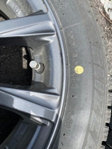 軽自動車のスノータイヤ