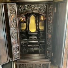仏壇（高さ170㎝）