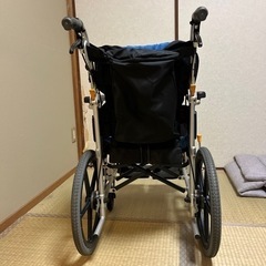 車椅子の画像