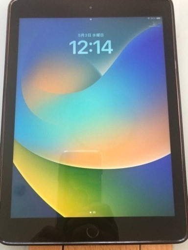 (美品) iPad 6世代　Wi-Fiモデル　本体+カバーのみ