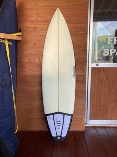 中古サーフボード　ショートボード　6'0