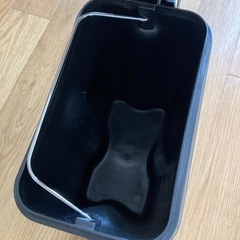 ステップ付ゴミ箱の画像