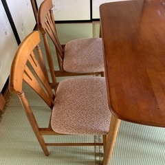 お譲り先決定高級ダイニングテーブルと椅子5脚セットお譲り致します(お値段しました)の画像