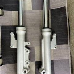 symフロントフォークの画像