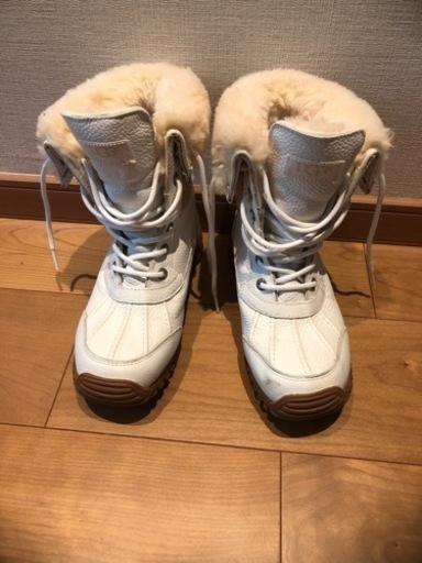 UGG レディースブーツ　23.0cm ビブラムソール