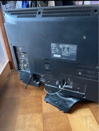 TOSHIBA 液晶カラーテレビ　32型