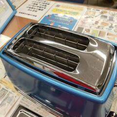 デロンギ アイコナコレクション ポップアップトースター CTO2003Jの画像